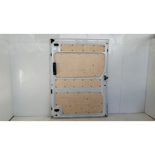 RIGHT SIDE SLIDING DOOR VOLKSWAGEN van Crafter 2017> used