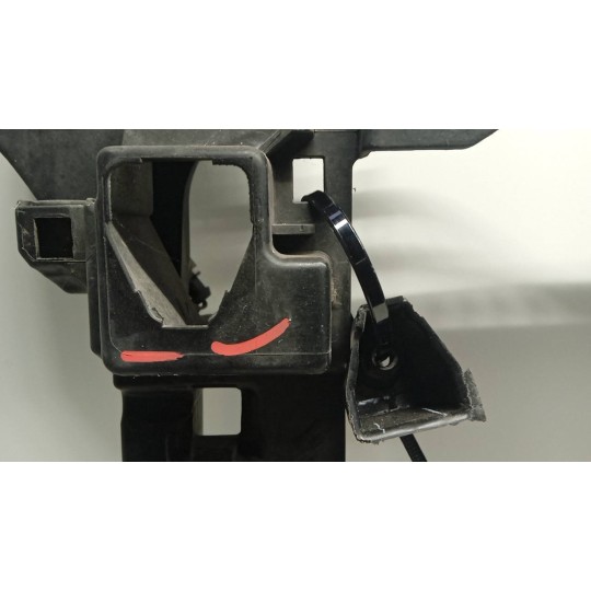 RIVESTIMENTO ANTERIORE COMPLETO VOLKSWAGEN Polo 2017>2021 usato