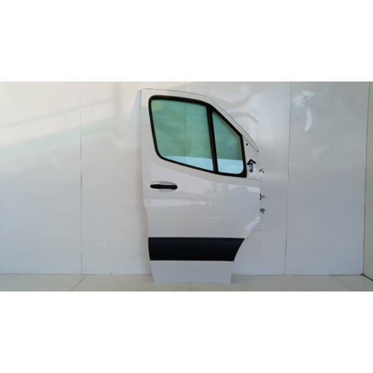 RIGHT FRONT DOOR  MERCEDES-BENZ van Sprinter 2019> used