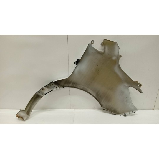 LEFT FRONT MUDGUARD  MERCEDES-BENZ van Sprinter 2019> used