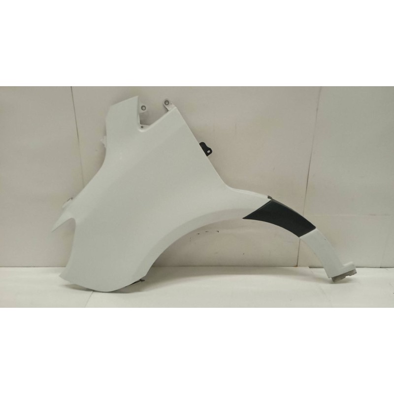 MERCEDES-BENZ van LEFT FRONT MUDGUARD  MERCEDES-BENZ van Sprinter 2019> used