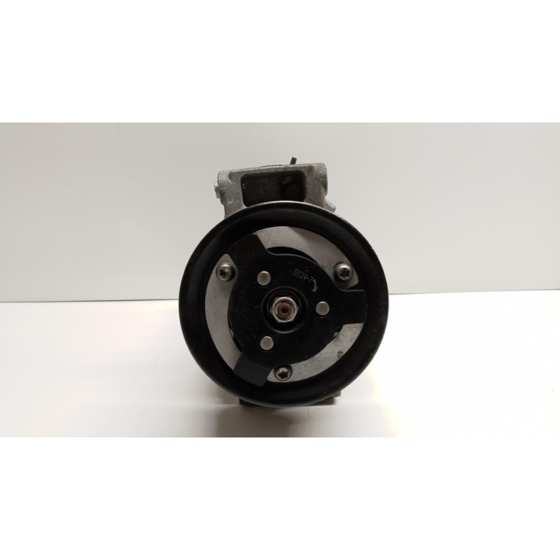 VOLKSWAGEN van AIR CONDITIONER COMPRESSOR VOLKSWAGEN van Crafter 2017> used