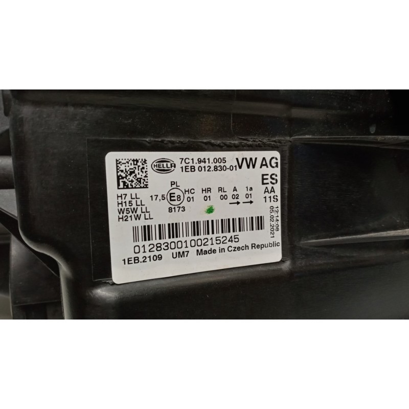 VOLKSWAGEN van FRONT LEFT FLASHLIGHT  VOLKSWAGEN van Crafter 2017> used