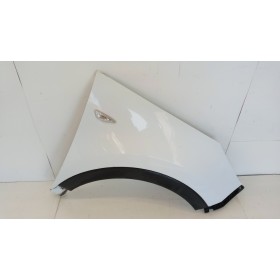 RIGHT FRONT MUDGUARD  KIA...