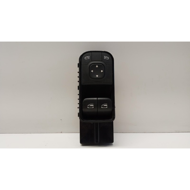 MERCEDES-BENZ van INTERRUTTORI E PULSANTI ALZAVETRI MERCEDES-BENZ van Sprinter 2019> usato