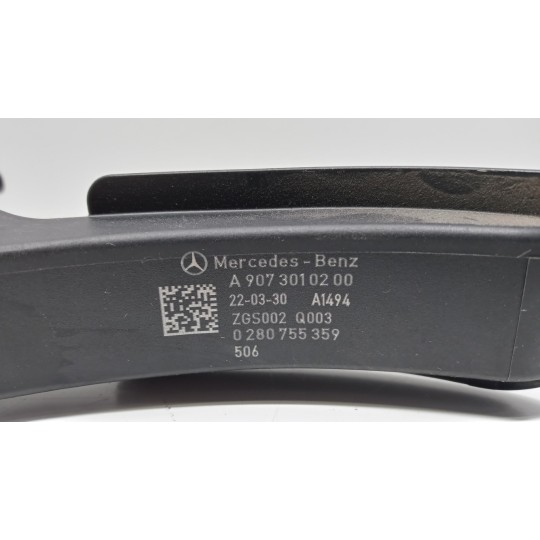 ELETRONIC THROTTLE PEDAL  MERCEDES-BENZ van Sprinter 2019> used