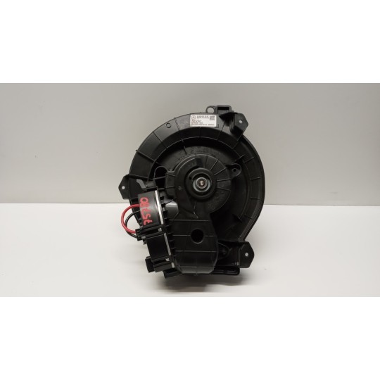 MOTORINO VENTILAZIONE INTERNA MERCEDES-BENZ van Sprinter 2019> usato