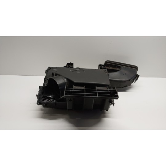 SCATOLA FILTRO MERCEDES-BENZ van Sprinter 2019> usato