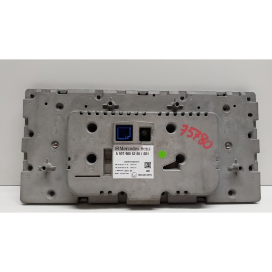 DISPLAY VARI MERCEDES-BENZ van Sprinter 2019> usato