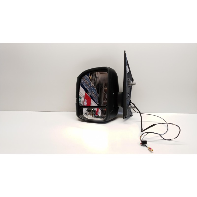 VOLKSWAGEN van LEFT ELETRIC REAR-VIEW MIRROR  VOLKSWAGEN van Crafter 2017> used