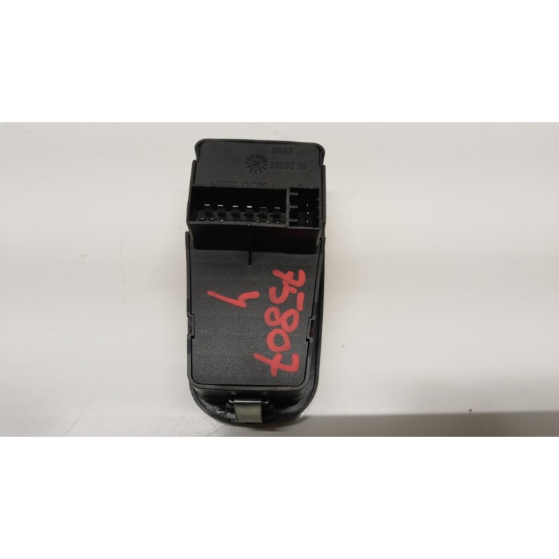 LANCIA INTERRUTTORI E PULSANTI ALZAVETRI LANCIA Ypsilon 2006>2011 usato