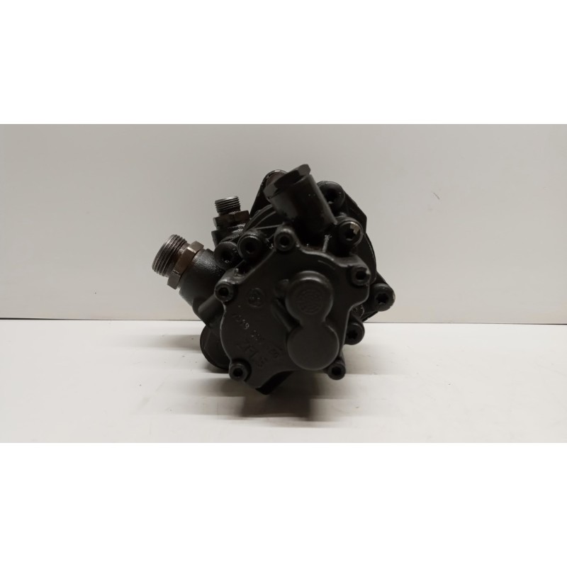 DAF POMPA IDROGUIDA DAF XF105 usato