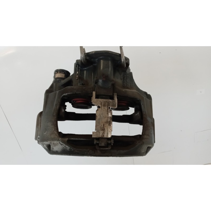 DAF PINZA ANTERIORE DESTRA DAF XF105 usato