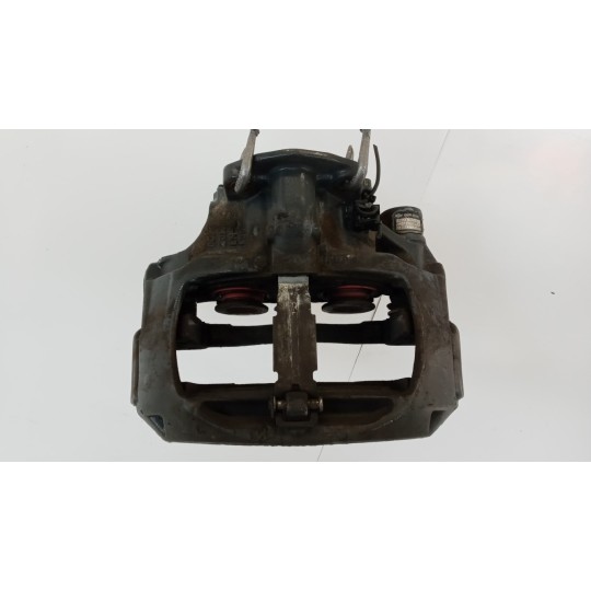 PINZA ANTERIORE SINISTRA DAF XF105 usato