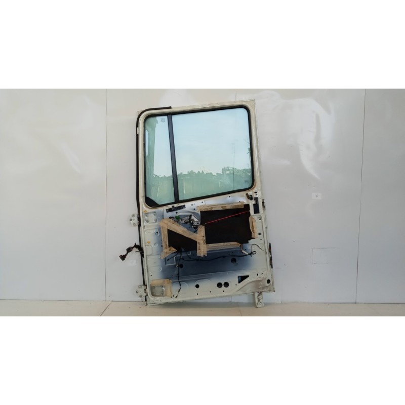 DAF PORTA ANTERIORE DESTRA DAF XF105 usato
