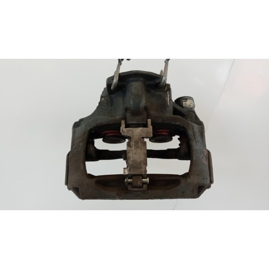 PINZA POSTERIORE DESTRA DAF XF105 usato