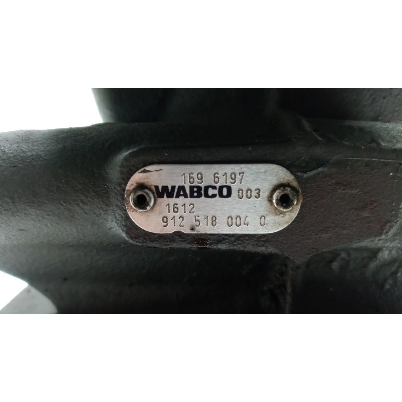 DAF AIR BRAKE COMPRESSOR DAF XF105 used