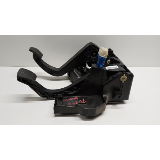 LOCKING FOOT-OPERATED FIAT van Ducato 2014> used