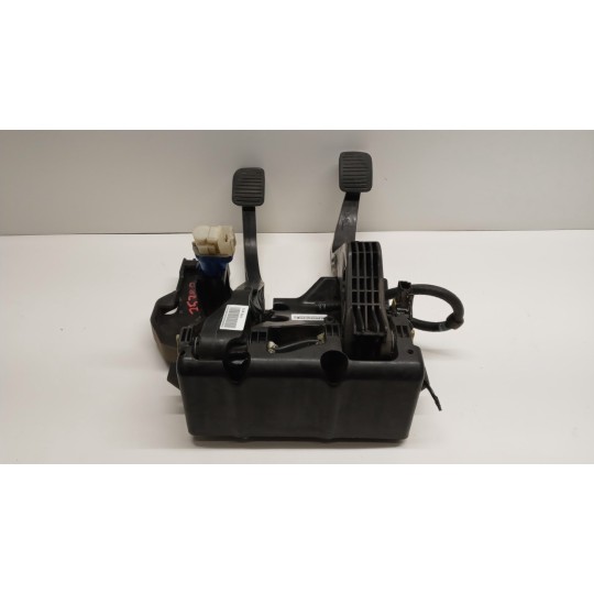 LOCKING FOOT-OPERATED FIAT van Ducato 2014> used