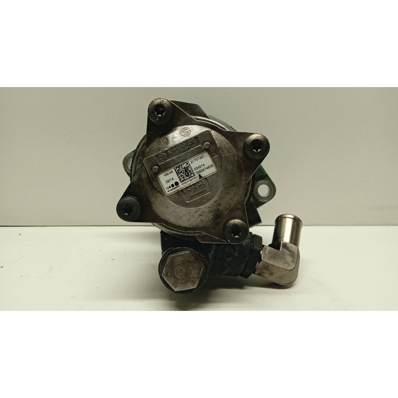 VOLVO truck STEERING PUMP VOLVO truck FL euro 6 used