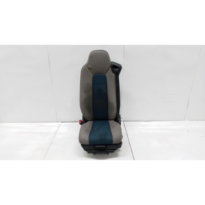 VOLVO truck SEDILI ANTERIORI VOLVO truck FL euro 6 usato