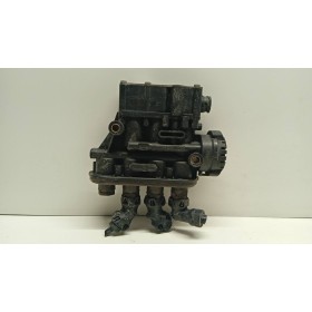 VARIOUS BRAKE 2 VOLVO truck...