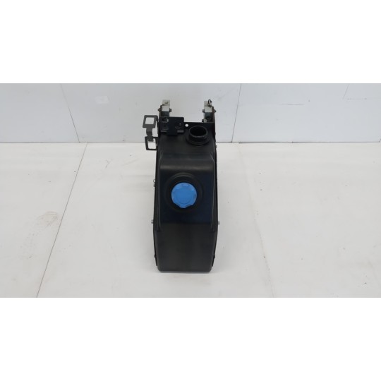 SERBATOIO ADBLUE VOLVO truck FL euro 6 usato