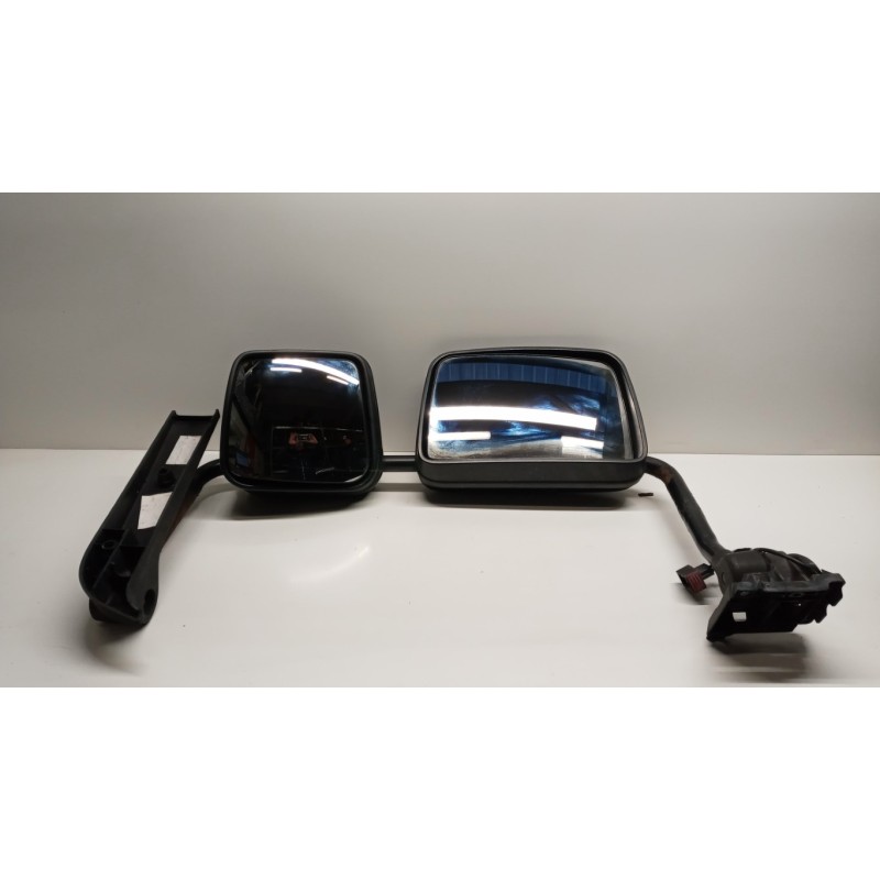 VOLVO truck RIGHT ELETRIC REAR-VIEW MIRROR  VOLVO truck FL euro 6 used