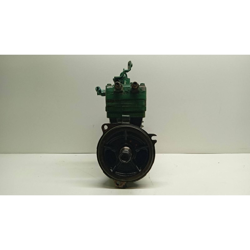 VOLVO truck COMPRESSORE ARIA FRENI VOLVO truck FH euro 6 usato