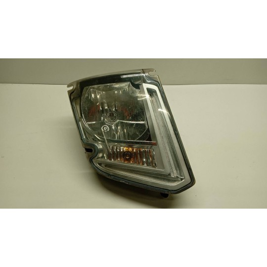 FARO ANT LED DESTRO VOLVO truck FL euro 6 usato