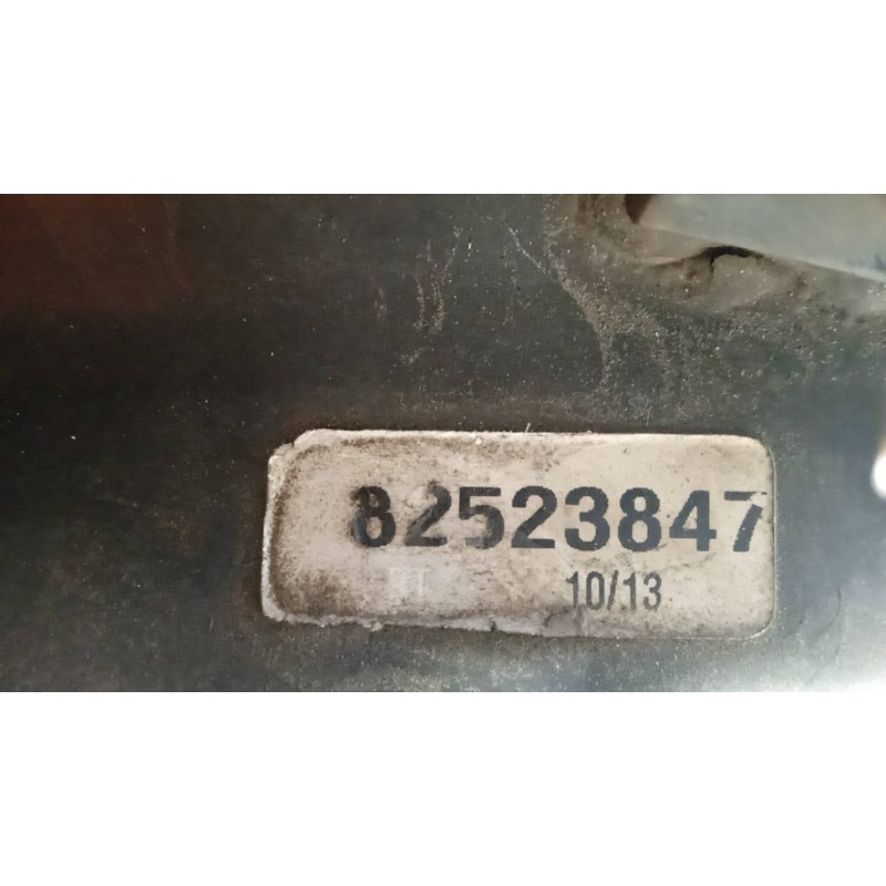 VOLVO truck CANTONALE PARAURTI ANT SX VOLVO truck FL euro 6 usato