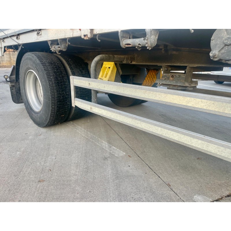 V.I. rimorchi e semi V.I. rimorchi e semi RIMORCHIO CARDI 202 800