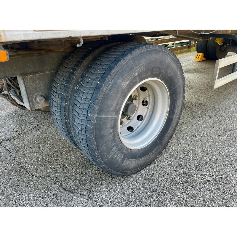 V.I. rimorchi e semi V.I. rimorchi e semi RIMORCHIO CARDI 202 800