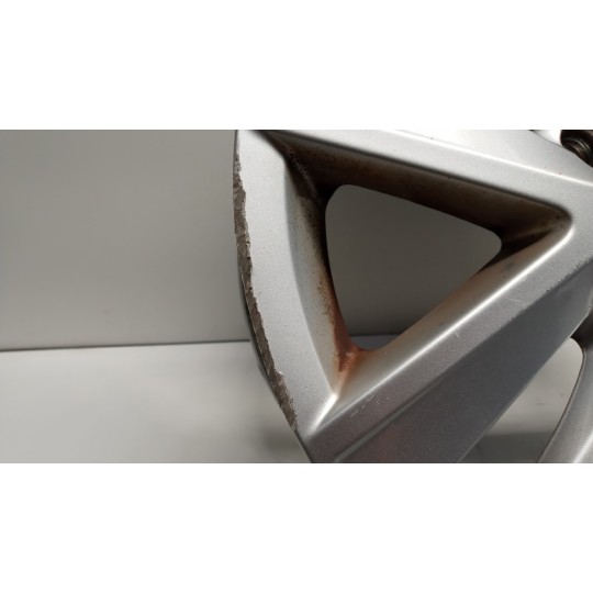 KIT 4 CERCHI IN LEGA VOLKSWAGEN van Caddy 2010>2015 usato