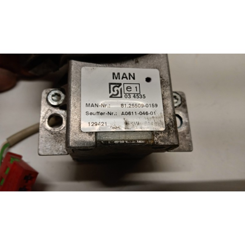 MAN VARIOUS SWITCHES AND BUTTONS C  MAN TGX  used