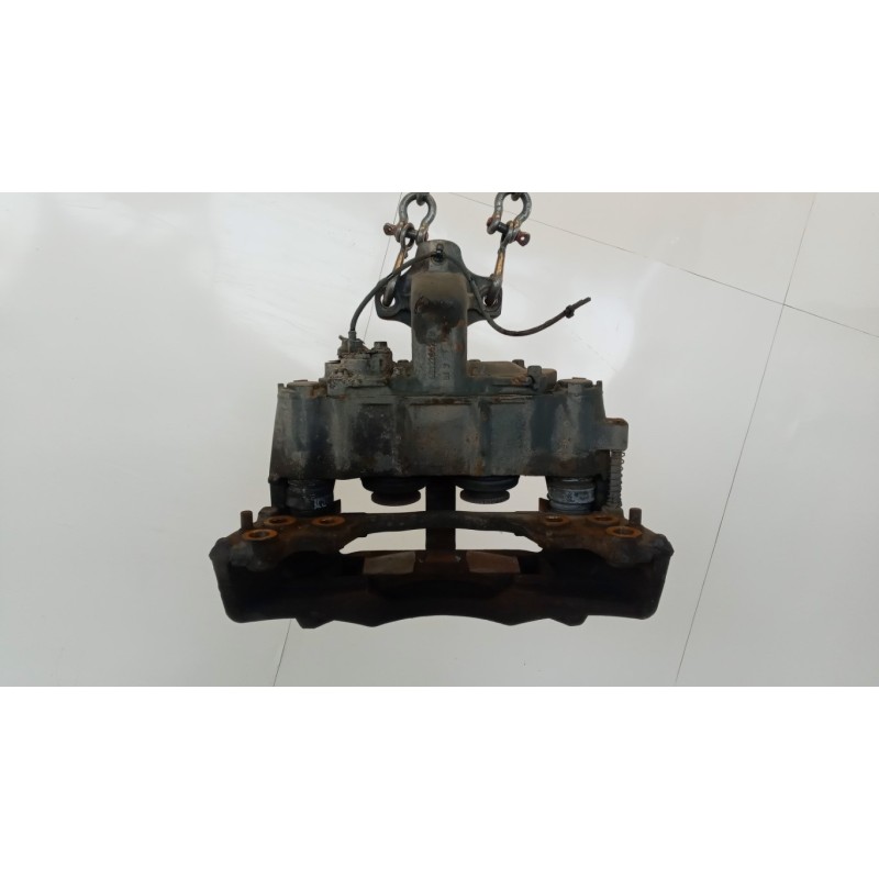 VOLVO truck PINZA ANTERIORE SINISTRA VOLVO truck FM 9 usato