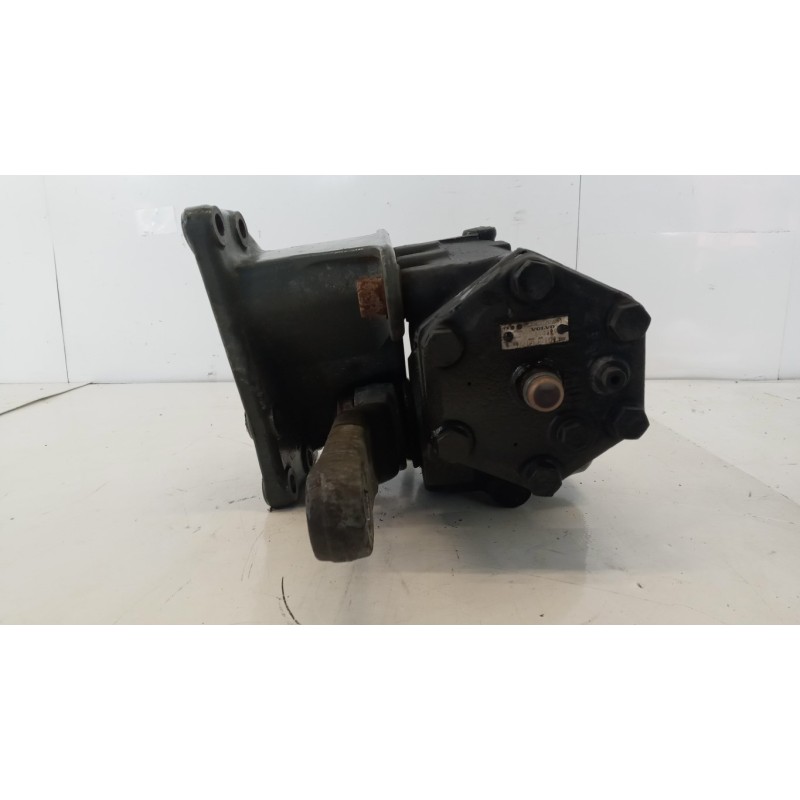 VOLVO truck STEERING BOX VOLVO truck FM 9 used