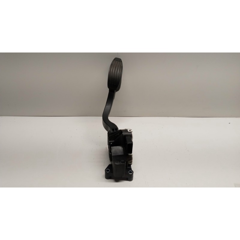FIAT ELETRONIC THROTTLE PEDAL  FIAT F.500 2015> used