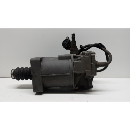 PUMP CLUTCH VOLVO truck FM 9 used