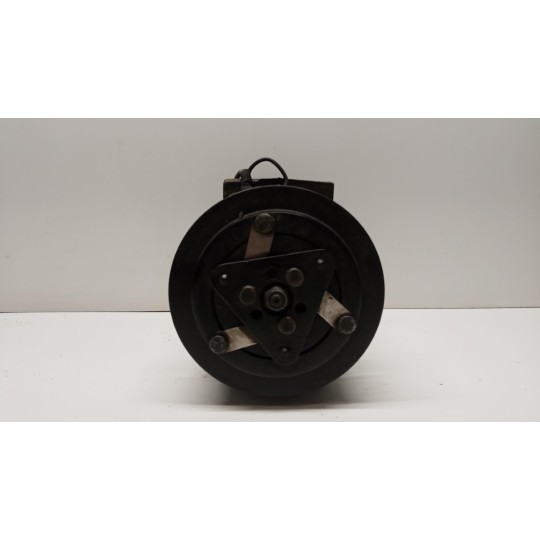 COMPRESSORE ARIA CONDIZIONATA VOLVO truck FM 9 usato