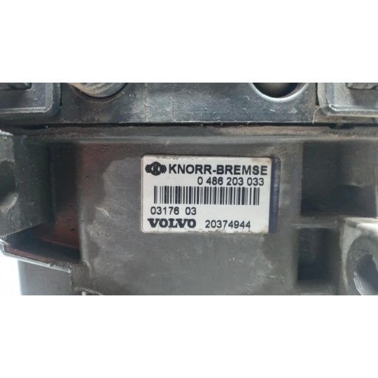 VARIE FRENI 2 VOLVO truck FM 9 usato