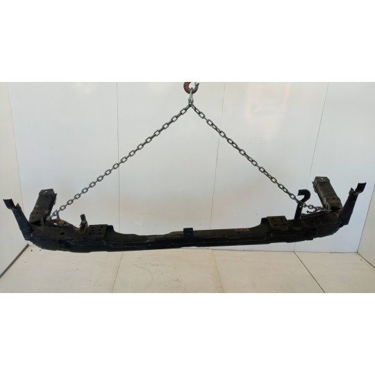 TRAVERSA ANTERIORE PARAURTO VOLVO truck FM 9 usato