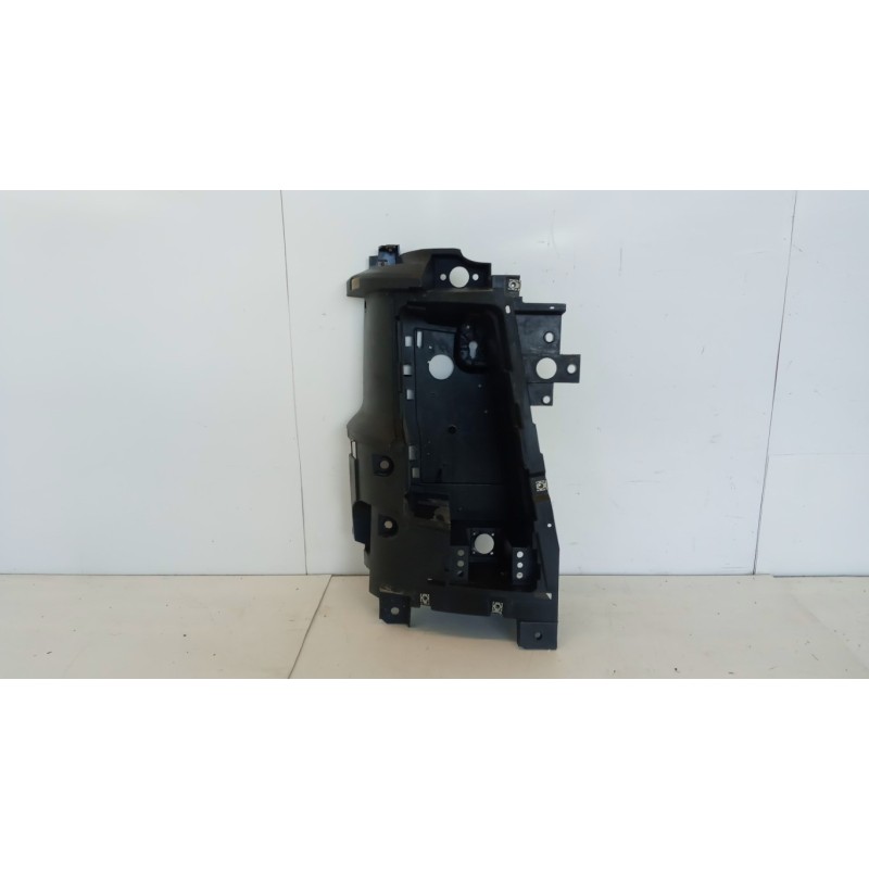 VOLVO truck RIGHT HEADLIGHT SEAT VOLVO truck FM 9 used