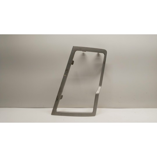 PLASTICHE ESTERNE VARIE VOLVO truck FM 9 usato