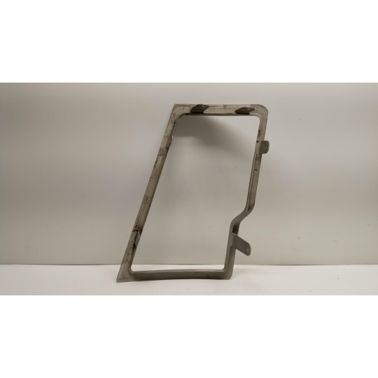 PLASTICHE ESTERNE VARIE VOLVO truck FM 9 usato