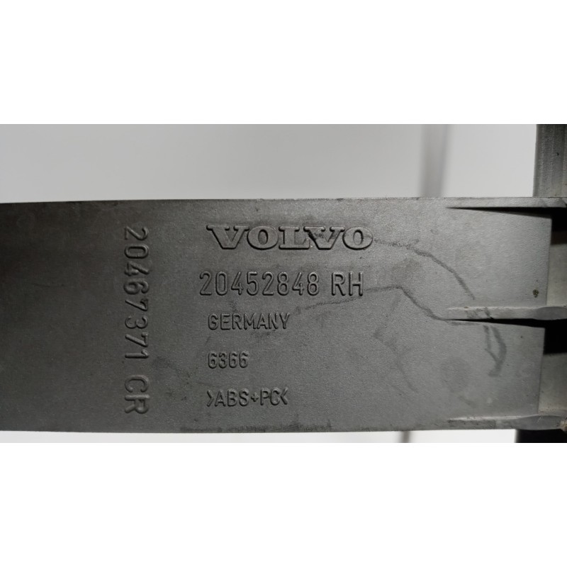 VOLVO truck PLASTICHE ESTERNE VARIE VOLVO truck FM 9 used