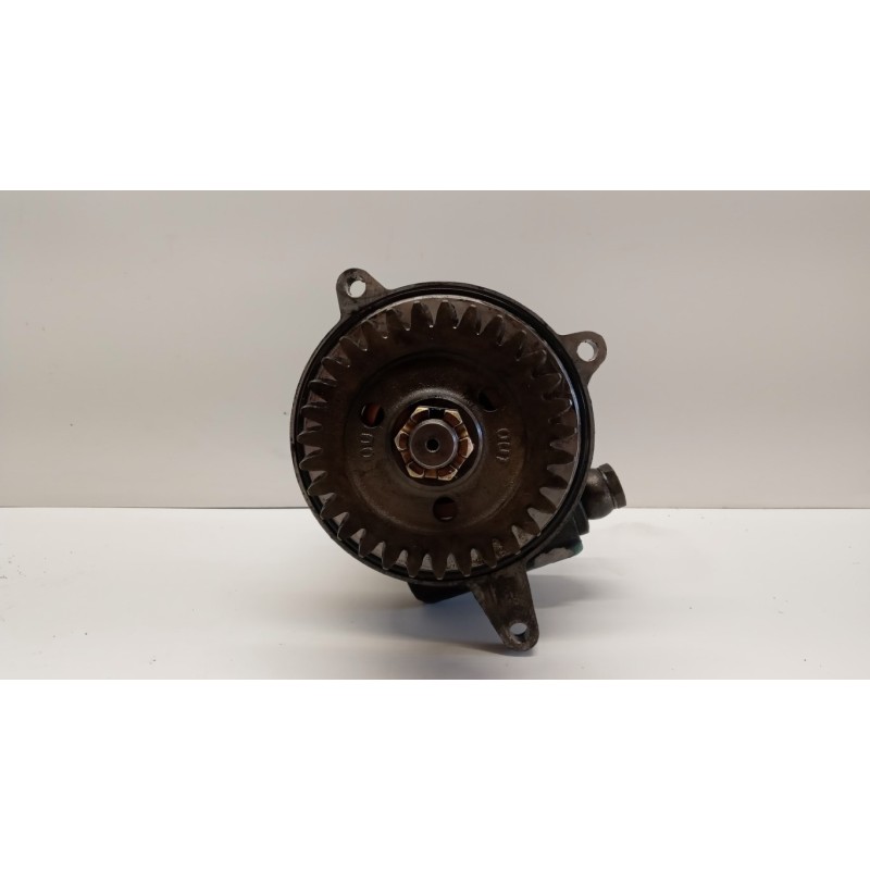 VOLVO truck STEERING PUMP VOLVO truck FM 9 used