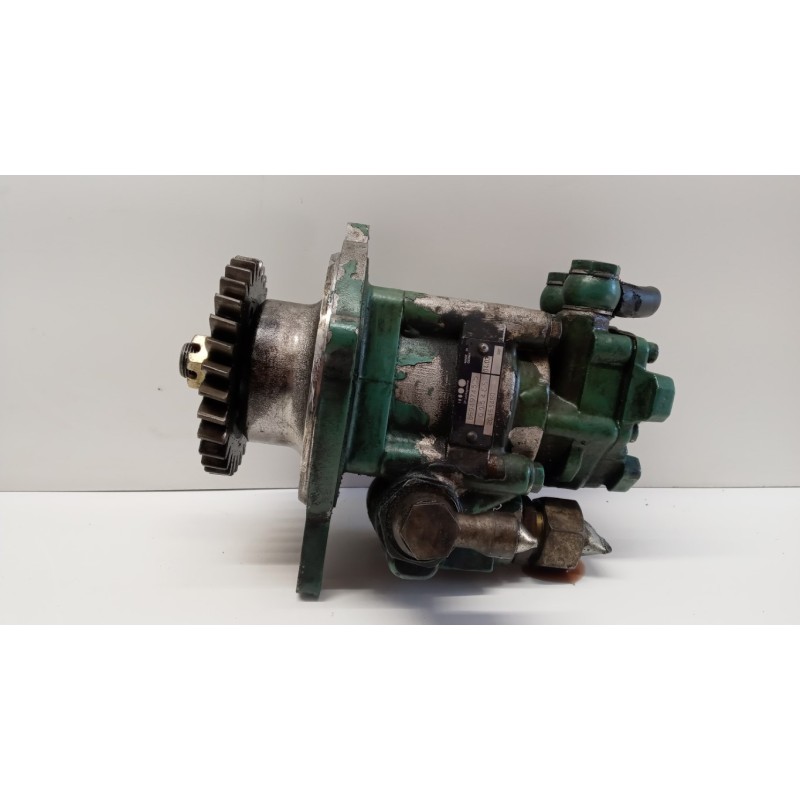 VOLVO truck STEERING PUMP VOLVO truck FM 9 used