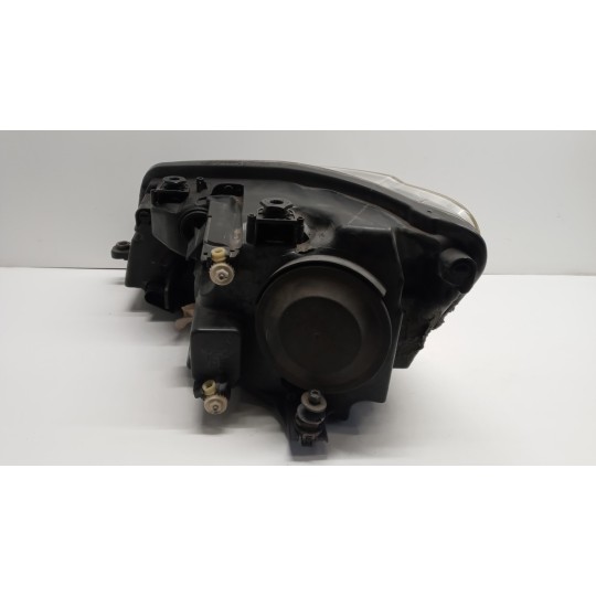 FARO ANTERIORE DESTRO VOLKSWAGEN van Caddy 2010>2015 usato