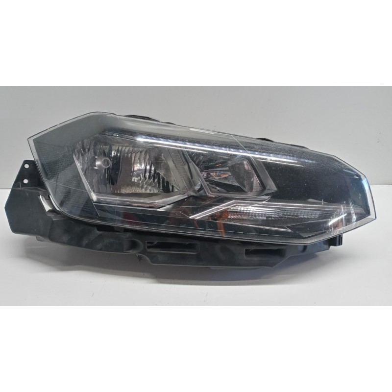 VOLKSWAGEN RIGHT HEADLIGHT VOLKSWAGEN Polo 2017>2021 used
